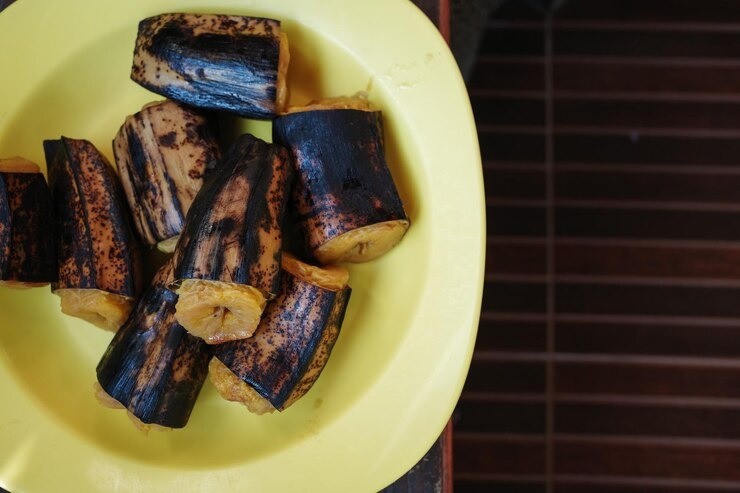 pisang rebus vs pisang utuh, manfaat pisang rebus, indeks glikemik pisang, pisang untuk diet, pisang untuk diabetes, camilan sehat ibu menyusui, MPASI buah pisang, makanan sehat pencernaan